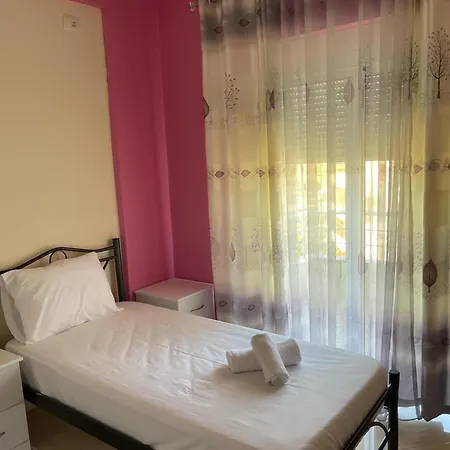 Gjirokastra Apartment